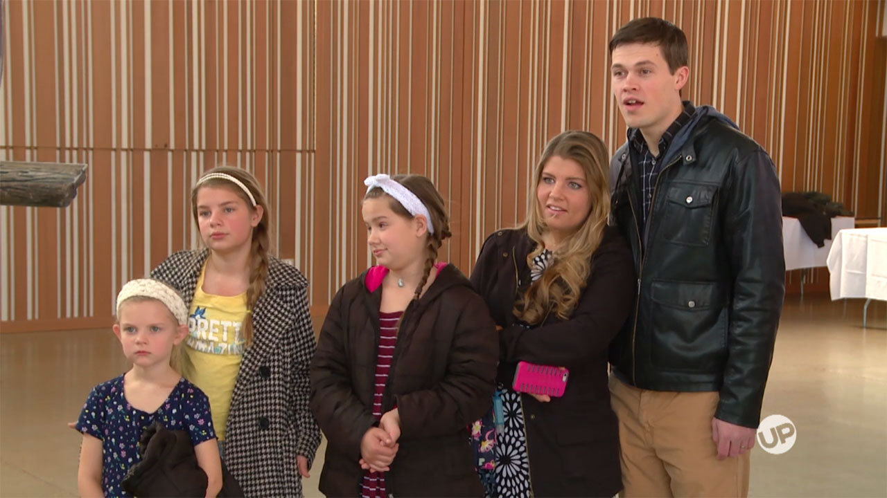 Bringing Up Bates Lions, and Tigers, and Bates, Oh My! UPtv